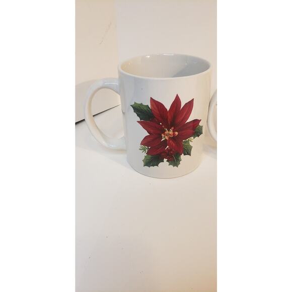 Set of 4 Poinsettia Coffee Mugs Holiday Christmas Floral White Red Green - Picture 6 of 14